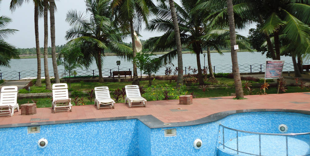 Dindi Resorts River View